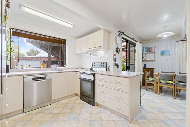 421 Fitzgerald Road Drury_8