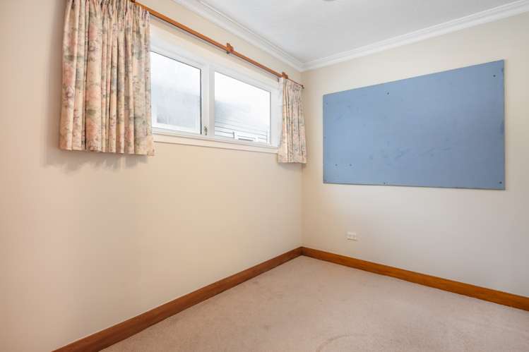 12 Bentinck Avenue Strathmore Park_10