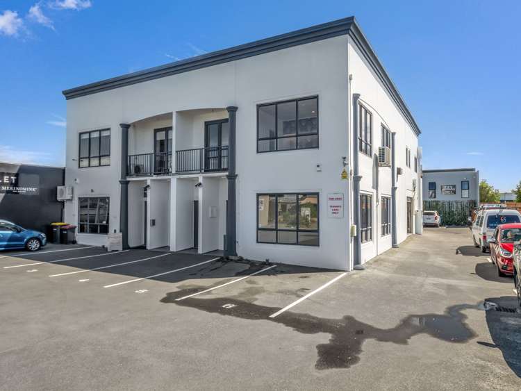 2/8 Homersham Place_0