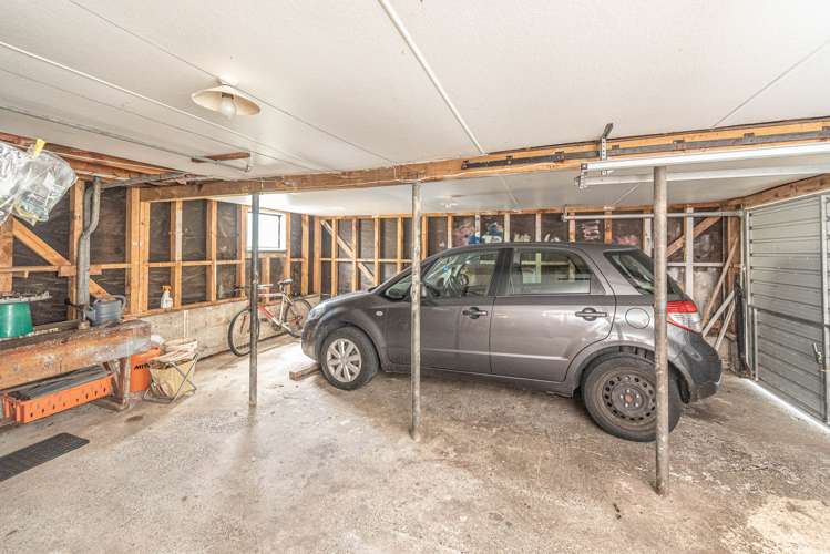 100 Lincoln Road Springvale_19