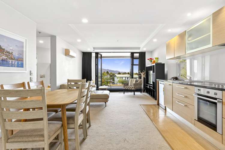 14/7 Bisley Avenue Moana_1