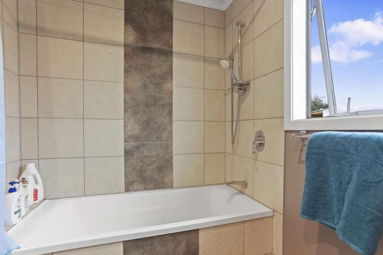 443 Ashley Road Cust_16