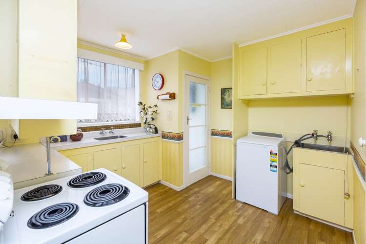 2/10 Ponderosa Grove Maoribank_6