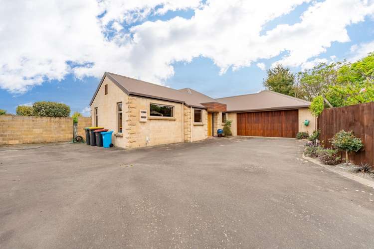 23 Chateau Close Gleniti_16