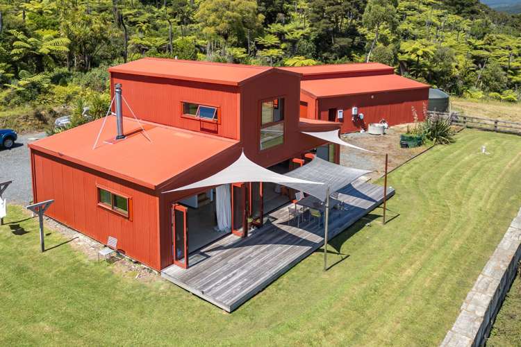 2595C Tiki Road_1