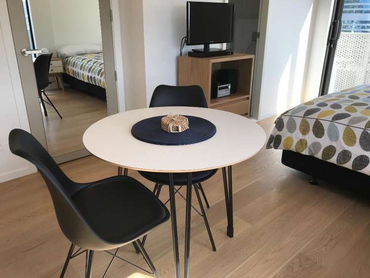 1701A/111 Dixon Street 2185_5