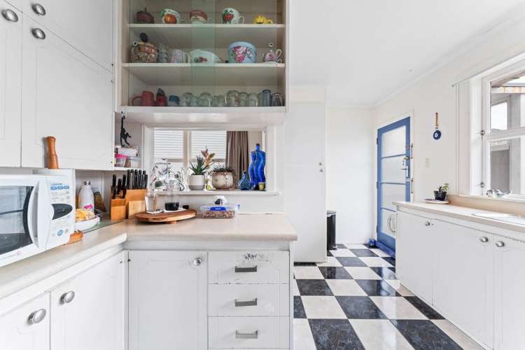 6 Crystal Avenue Glendene_17