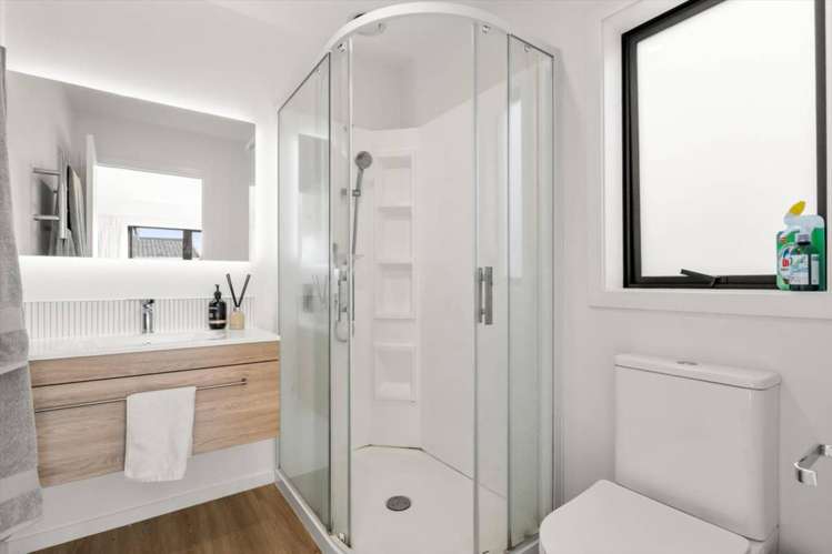 2A Slater Place Te Puke_16