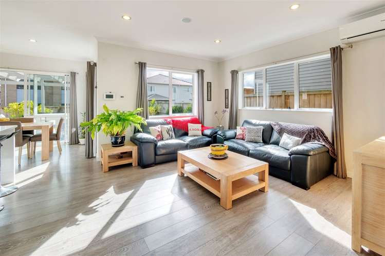 9 Carrickdawson Drive Flat Bush_2