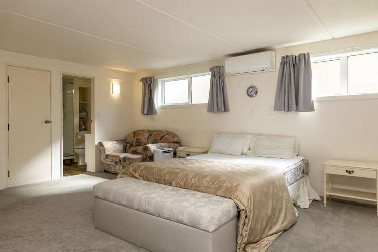 1/116 Lake Terrace Hilltop_29