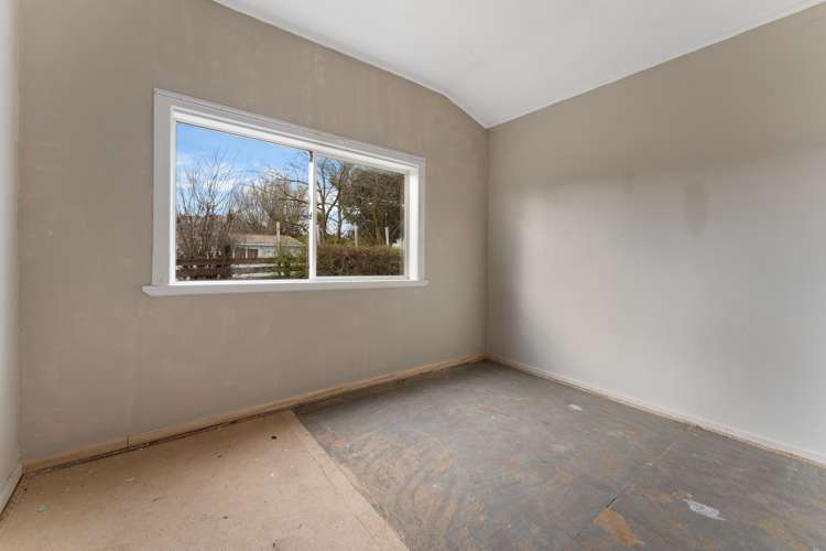 9 Princes Street Waikari_12