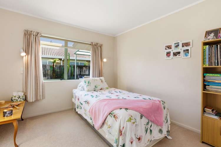 8 Webb Place Papamoa Beach_11