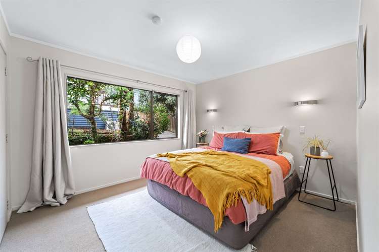 63b Albatross Road Red Beach_11