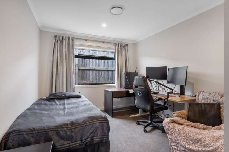 24 Huntaway Close Stoke_17