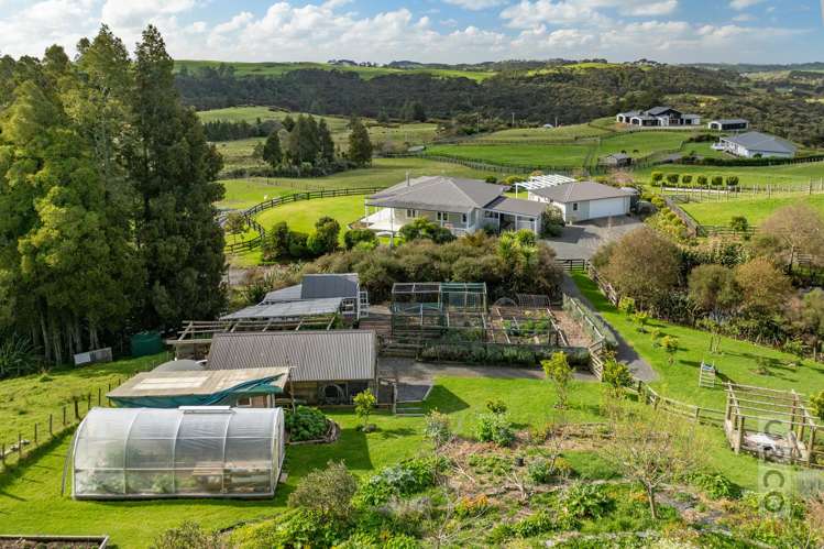 93 Alf Access Road Helensville_46