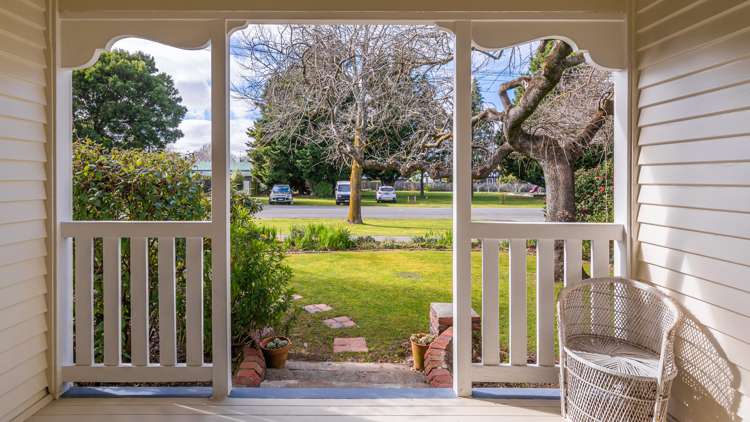 6 Clinton Street Darfield_1