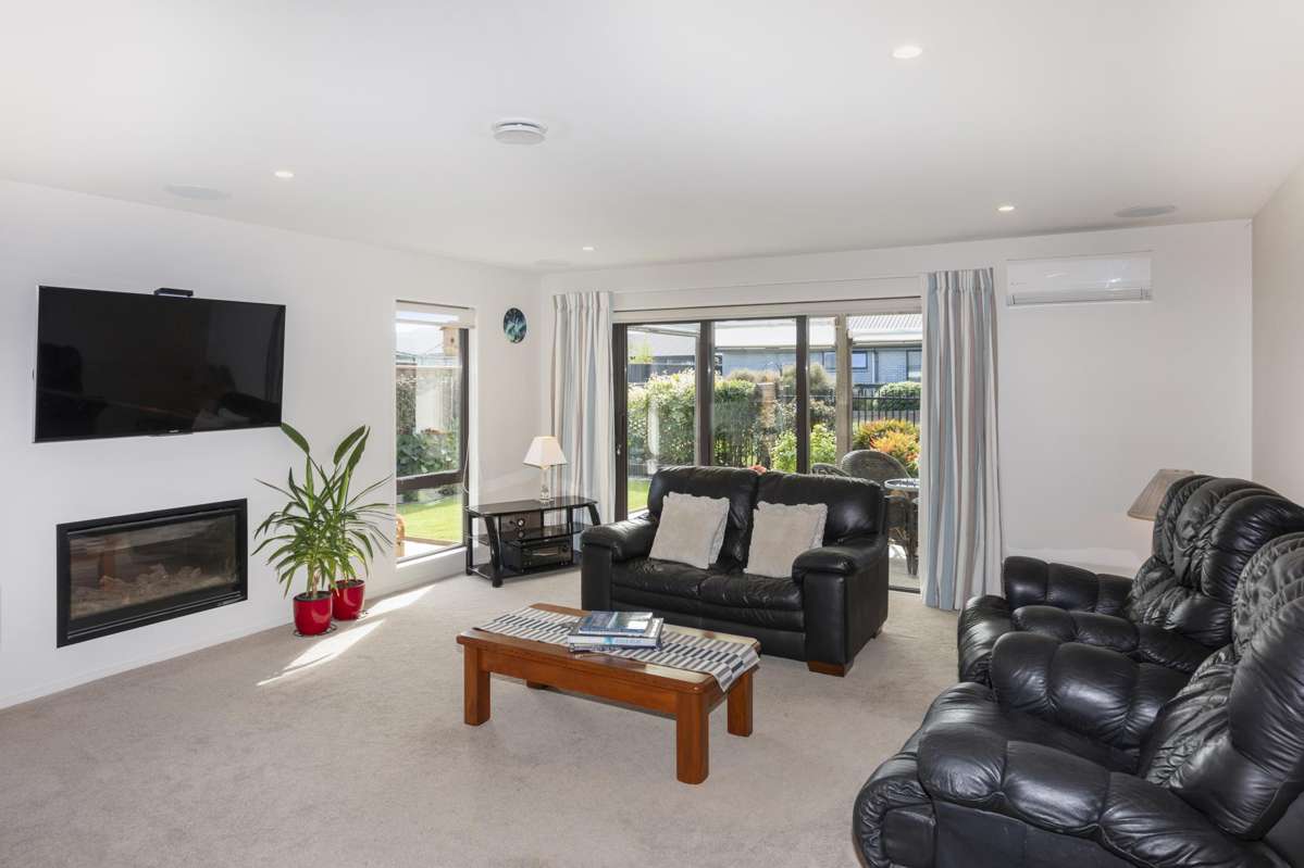 91 Carnaveron Drive_2
