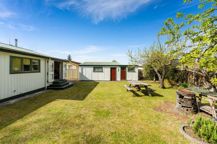 16 Hingaia Street Turangi_11