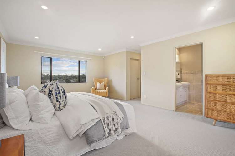 21 Ridge Valley Drive Browns Bay_13