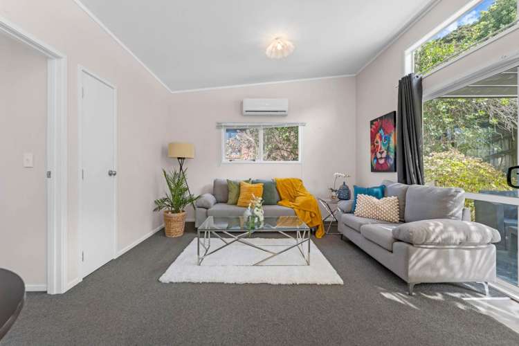 20A Shetland Street Glen Eden_1