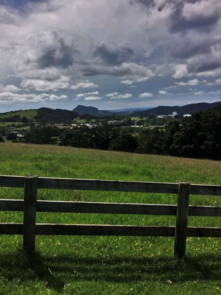 Jounneaux Road Kamo_7