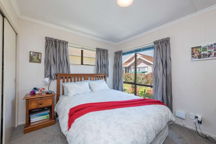 6 Birchwood Grove Richmond_8