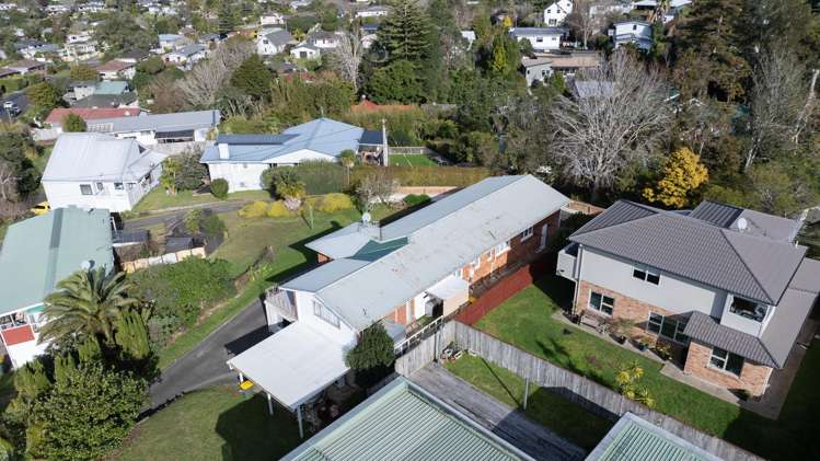 13 Marina Road Torbay_11