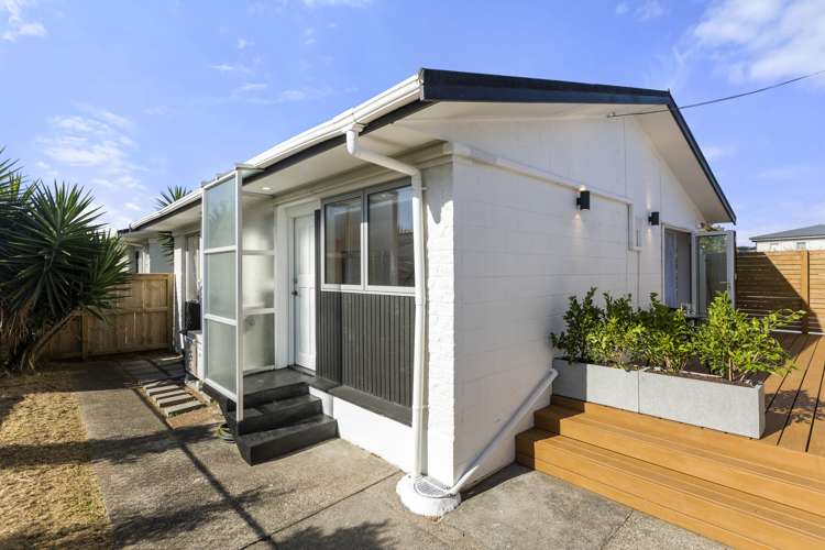 2/4 Wellesley Road Mangere Bridge_15