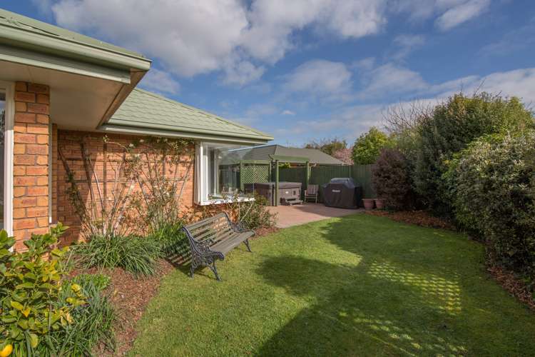 5 Edgewater Lane Halswell_14