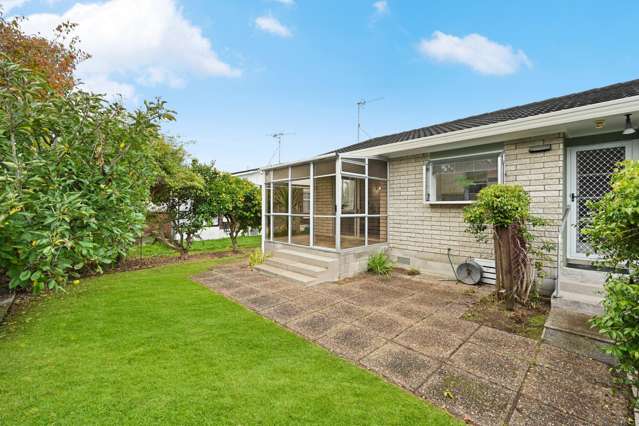 15 Bains Avenue Hamilton East_1