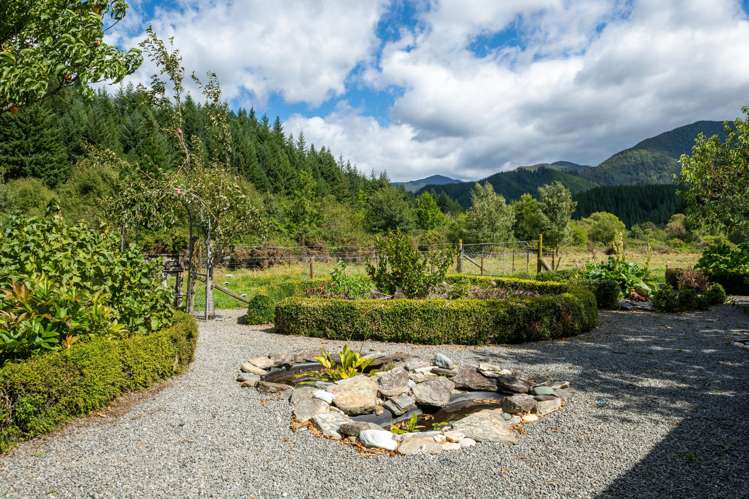 546 Onamalutu Road Onamalutu_28