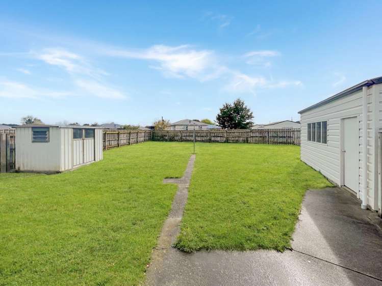 34 Devon Crescent Bulls_9