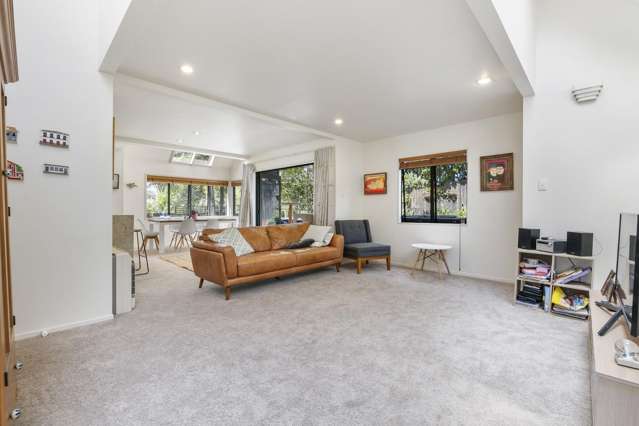 Unit 1/64 Centorian Drive Windsor Park_2