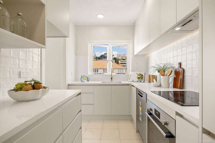 4/105 Tamaki Drive Mission Bay_8