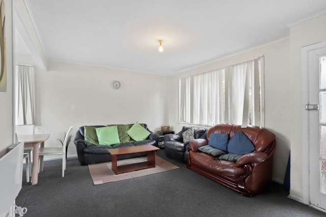 67 Cobham Crescent Kelston_4