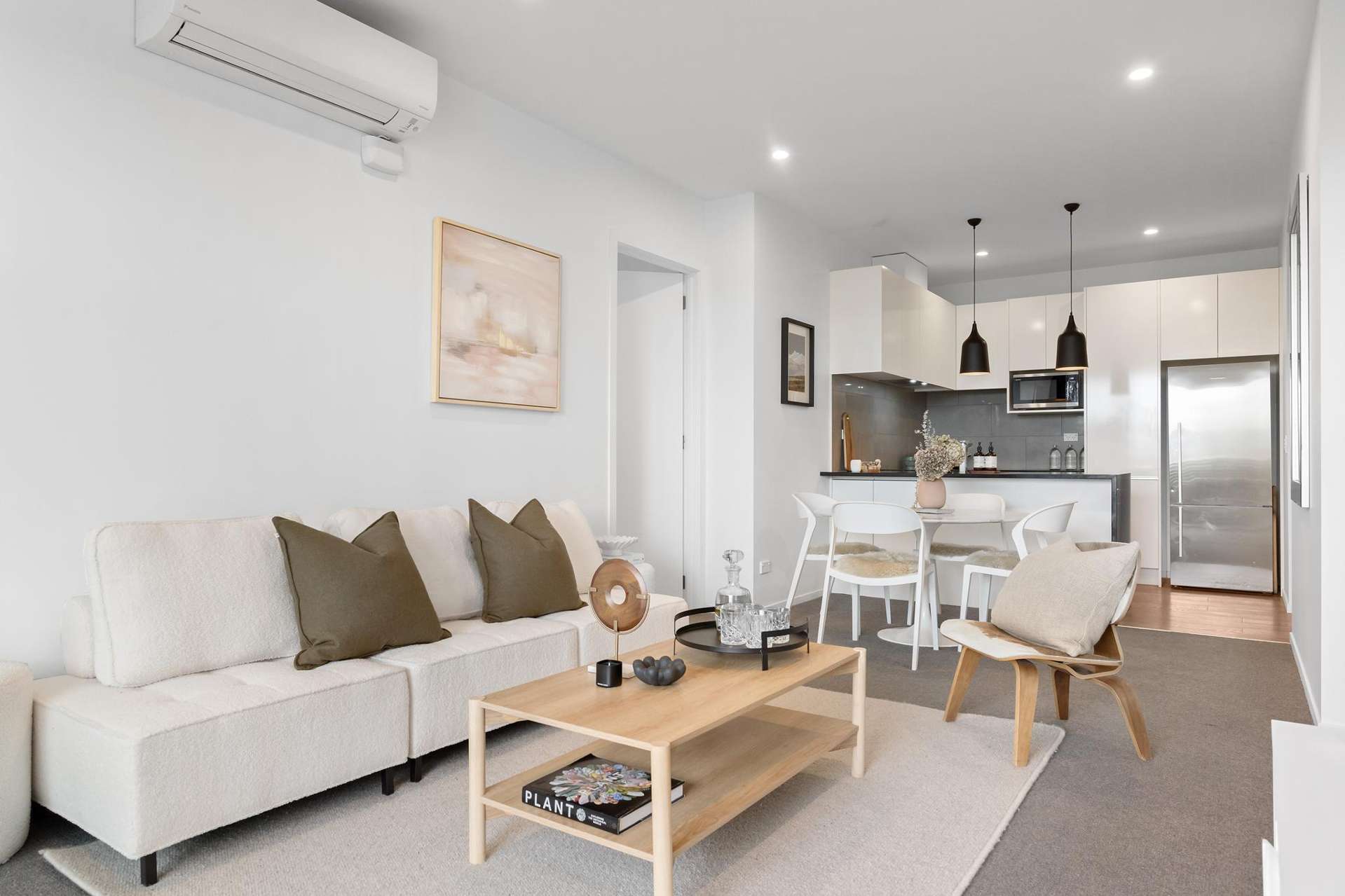 G02/26B Racecourse Parade Avondale_0