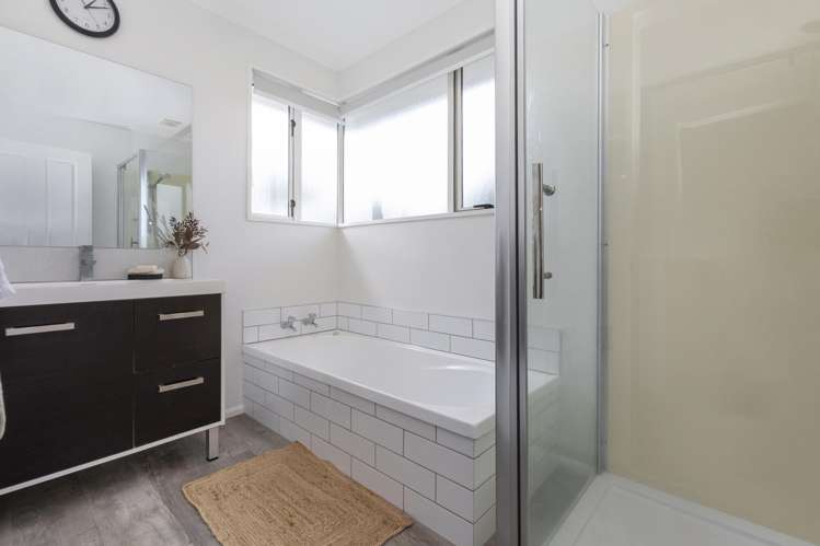 1 Oaktree Lane Bishopdale_20