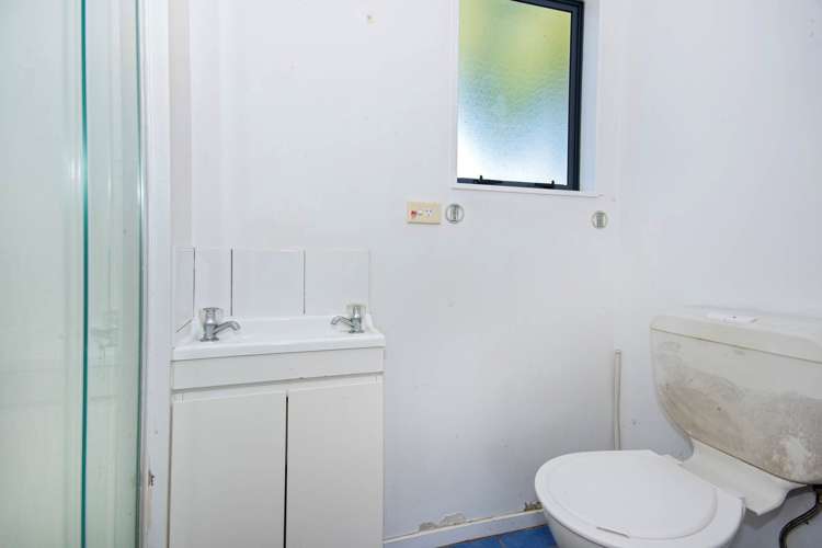 8 Howards Way Kamo_12