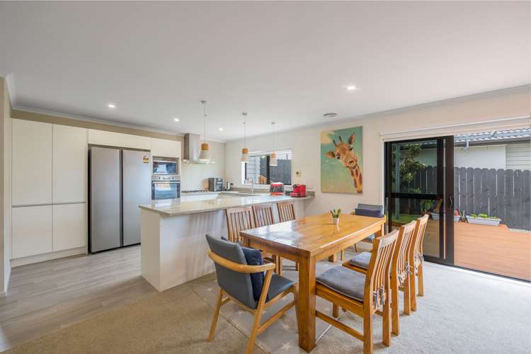 7 Pioneer Rise Silverdale_11