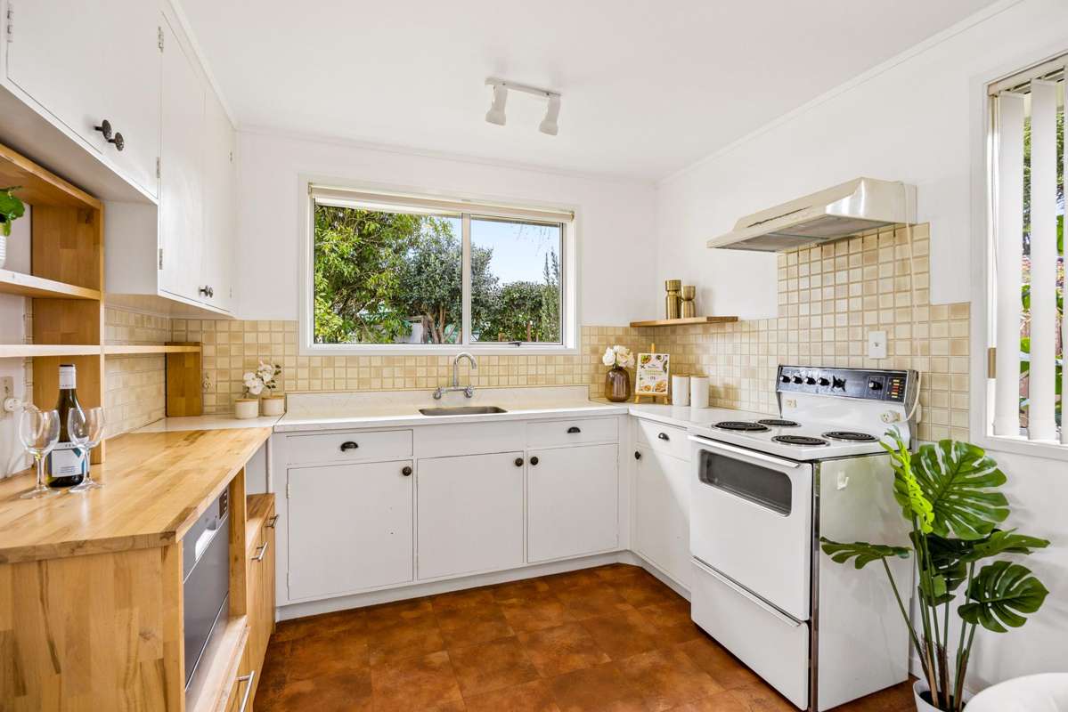 2/4 Aylmer Court_2