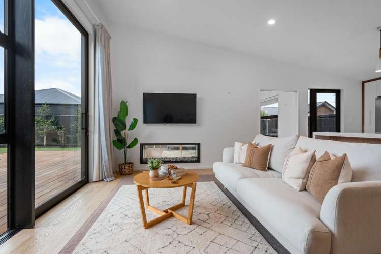 41 Grayshott Avenue Casebrook_26