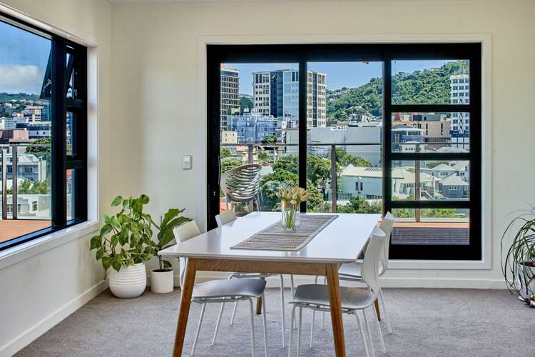 1/125 Thorndon Quay Pipitea_6