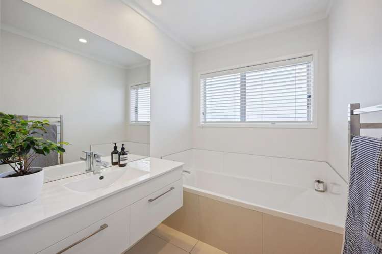 46 Luton Avenue Sunnyhills_31