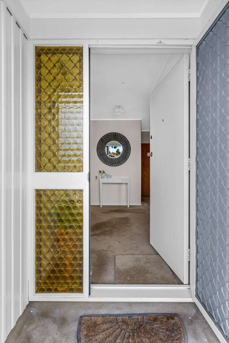 1/15 Battle Place Glenfield_2