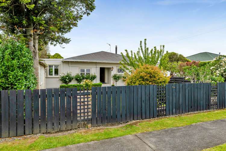 14 George Street Hawera_33