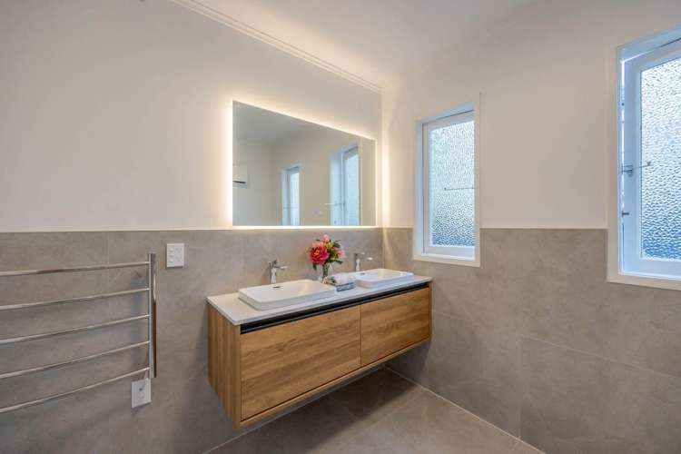 22 Invermay Avenue Mount Roskill_17