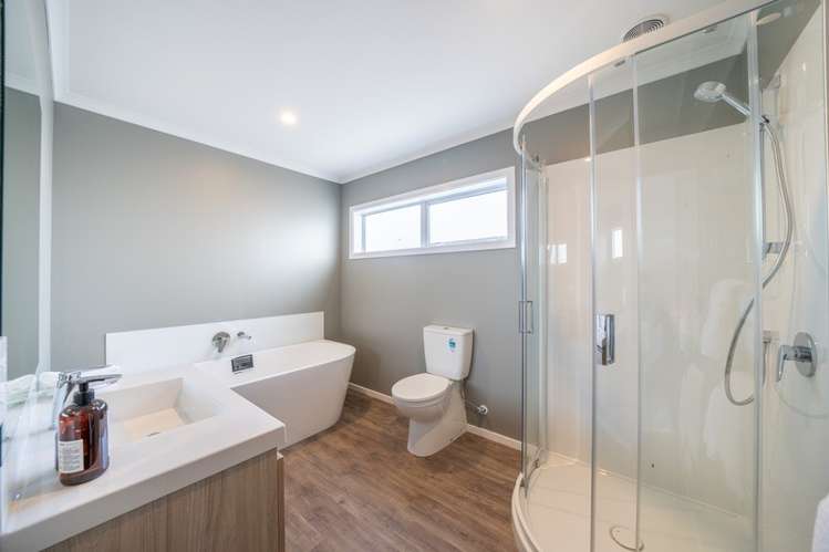 2 Takapo Grove 10607_11