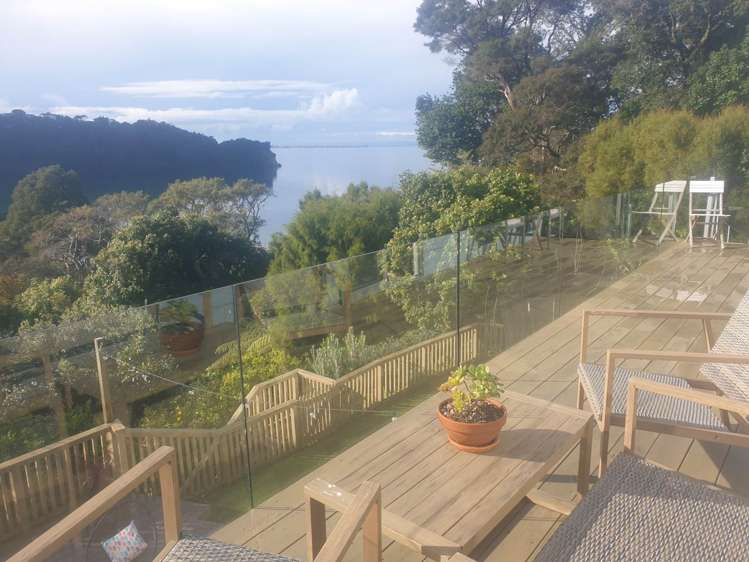 72 Laingholm Drive Laingholm_17