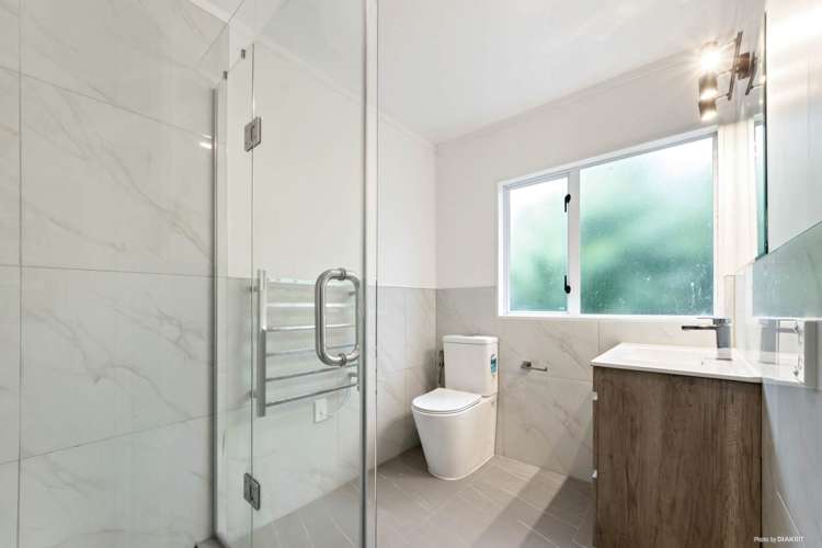 1/42 Pomaria Road Henderson_3