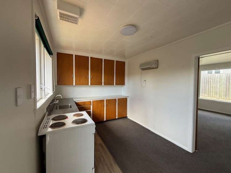 2/46 Arthur Street Seaview_2